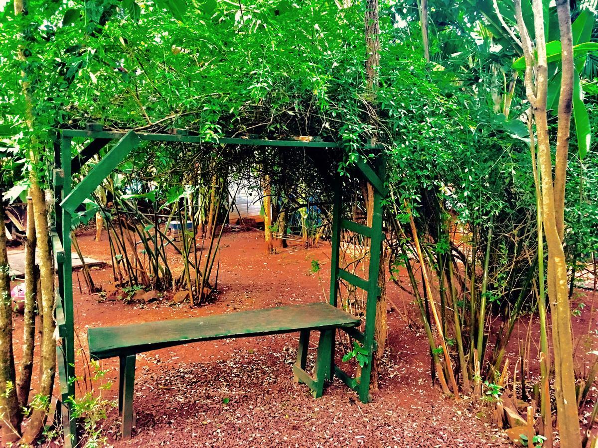 Garden Stone Vandrehjem Puerto Iguazú Eksteriør billede